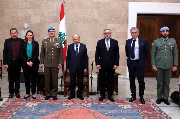 عون التقى القائد الجديد لـ “اليونيفيل”: لبنان ملتزم بتطبيق القرار 1701