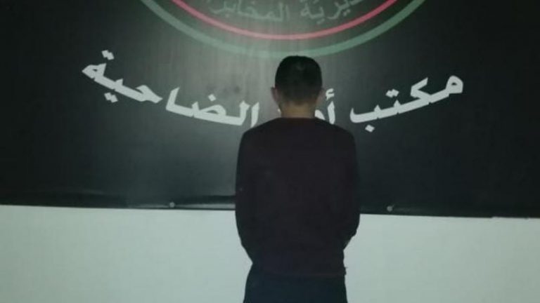 مطلوب بمذكرات قضائية عدّة في قبضة الجيش