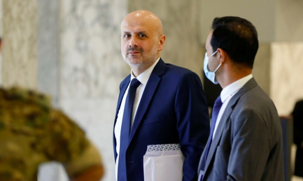 مولوي بعد اجتماع اللجنة المكلفة دراسة موضوع الميغاسنتر: إنشاؤه له أصول