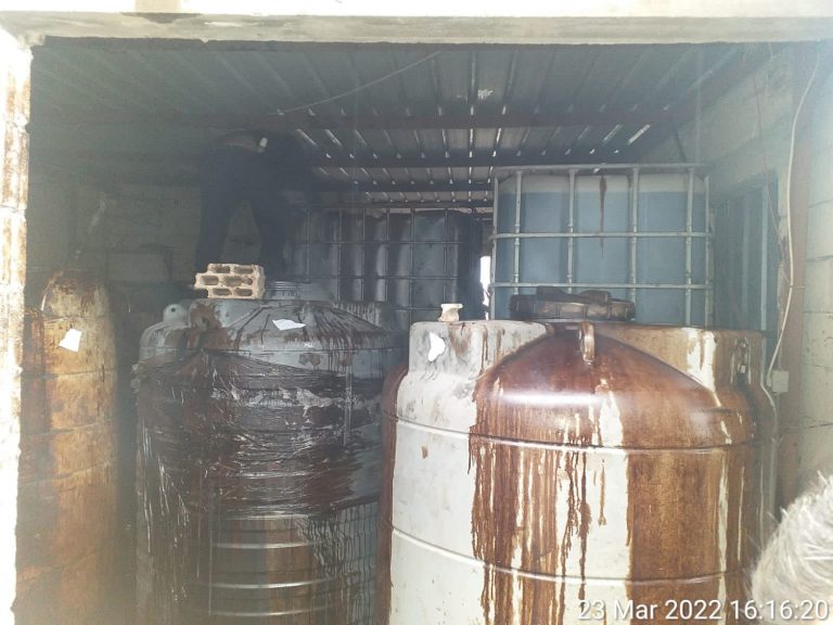 بالصور: ضبط أكثر من 20 ألف ليتر من النفط المسروق في الشمال!