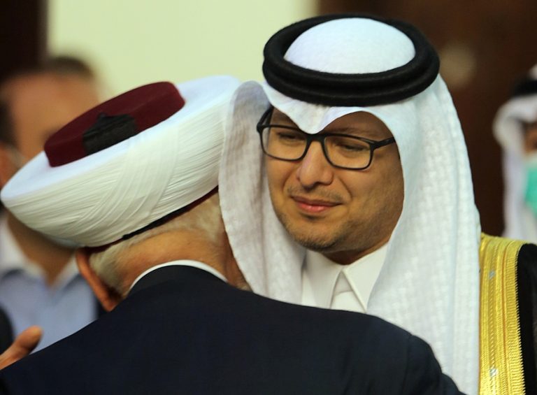 السعودية في لبنان: التنوع داخل الطائفة؟