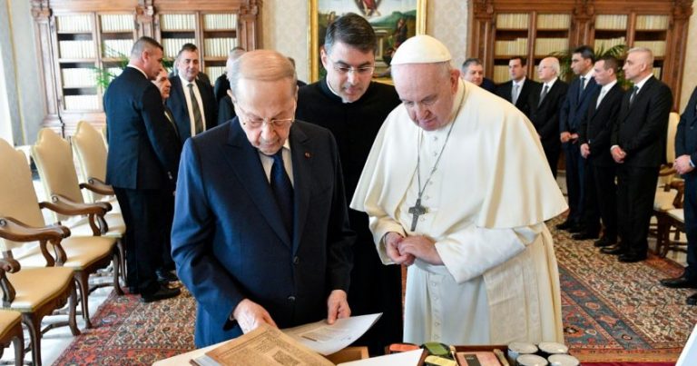 البابا فرنسيس يزور لبنان في حزيران