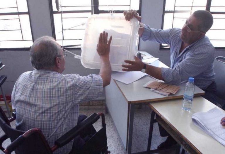 تعميم من الحلبي لتسهيل اقتراع كبار السن وذوي الاحتياجات الخاصة