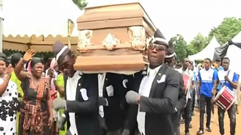 رقصة “التابوت” الشهيرة بمليون دولار!