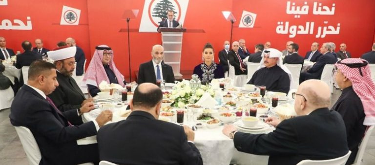 هل ينجح جعجع باختراق “الساحة السنية”؟