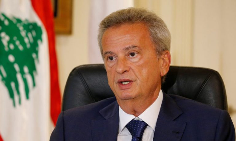 سلامة: التخلف عن سداد الديون قطع لبنان عن مصادر تمويله