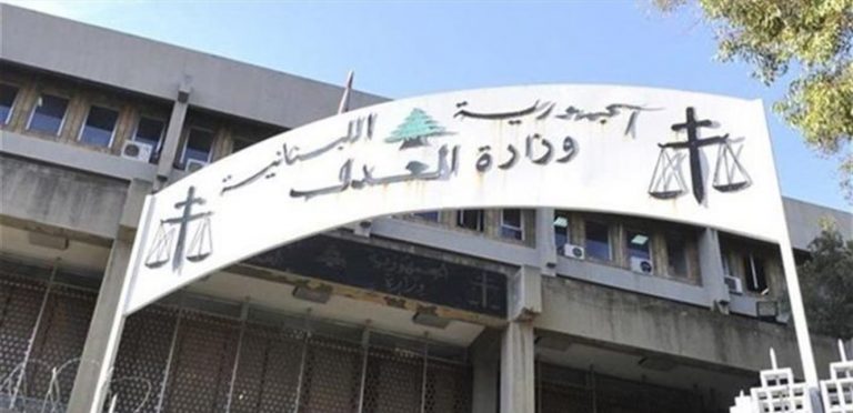 وزارة العمل تسهل إجراءات تسجيل العمال الأجانب