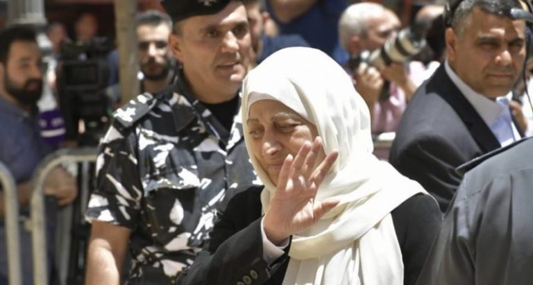 لماذا رفضت بهية الحريري استقبال قيادي من “المستقبل”؟