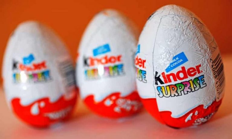 ما سبب سحب بيض “Kinder” من الأسواق؟