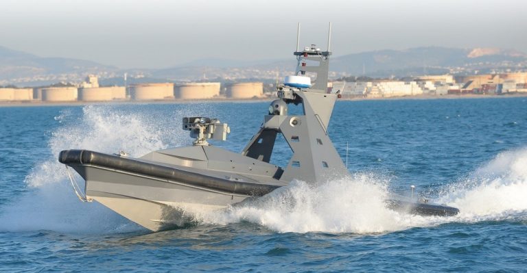 زورقان للعدو الإسرائيلي خرقا المياه الإقليمية قبالة رأس الناقورة