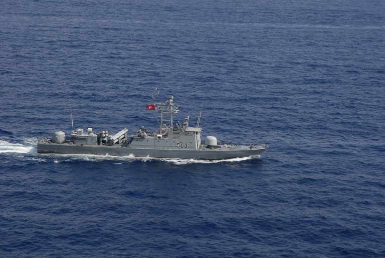 البحرية التونسية تعلن إنقاذ 15 مهاجرا شمال شرق جزيرة كاني