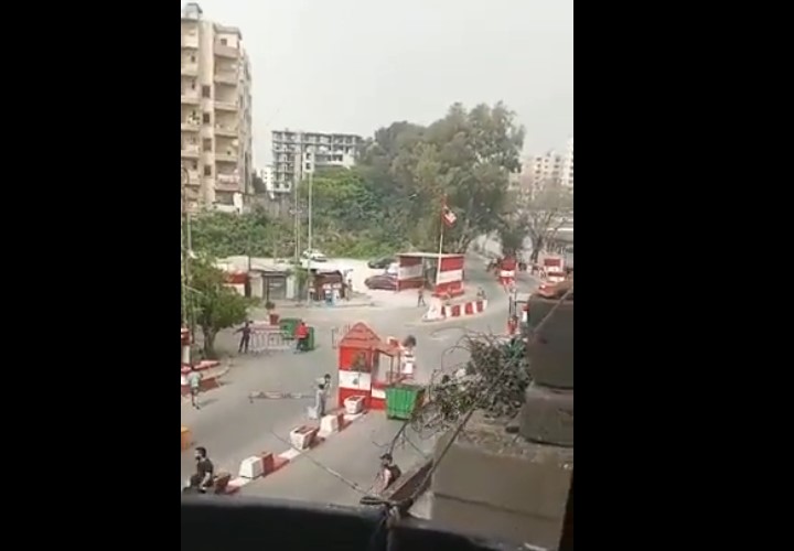 بالفيديو: تحطيم حاجز الطبابة العسكرية في طرابلس