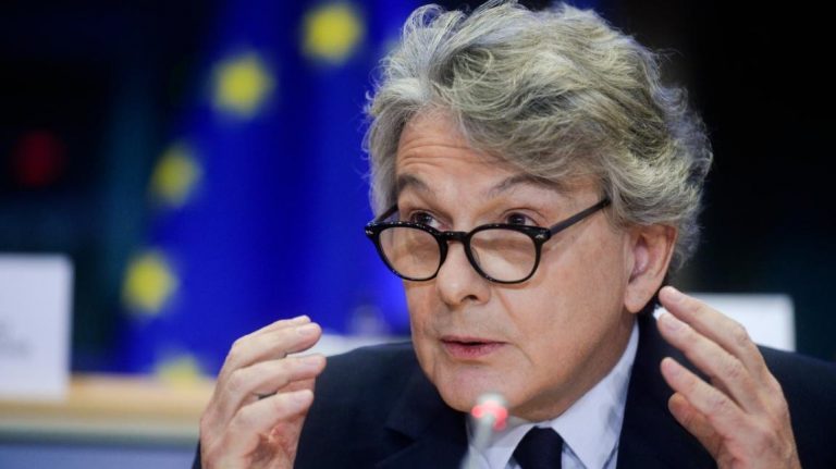 المفوضية الأوروبية: الاتحاد الأوروبي يعتمد على الغاز الروسي الآن