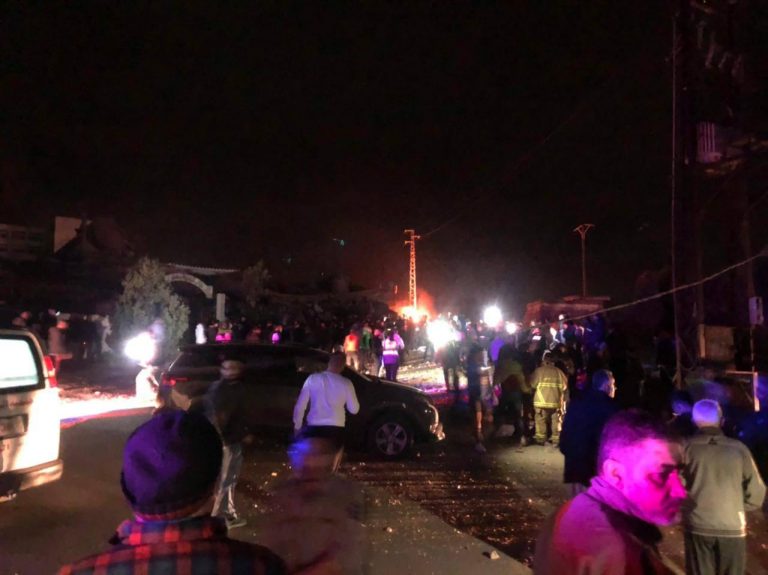 بالفيديو: شهيد و7 جرحى بانفجار في بلدة بنعفول شرقي صيدا