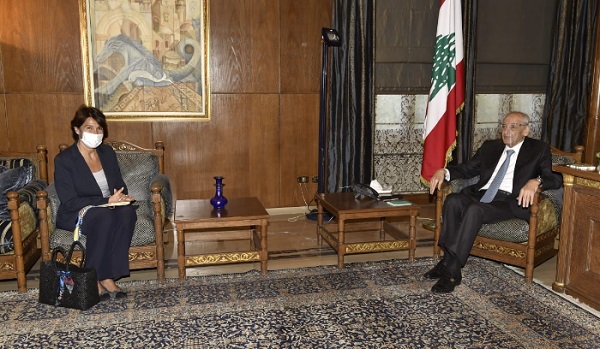 بري بحث وغريو العلاقات الثنائية واستقبل سفراء المجر وباكستان