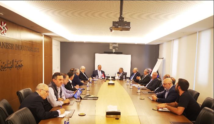 بوشكيان زار جمعية الصناعيين: سنبقى على تعاون لتدعيم القطاع