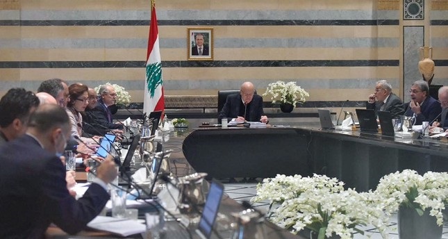 “خديعة” حكومية للدبلوماسيين.. وتصعيد مفاجئ قبل الانتخابات!