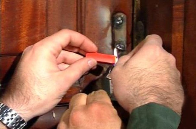 في صيدا.. ختم محل بالشمع الاحمر وتوقيف صاحبه