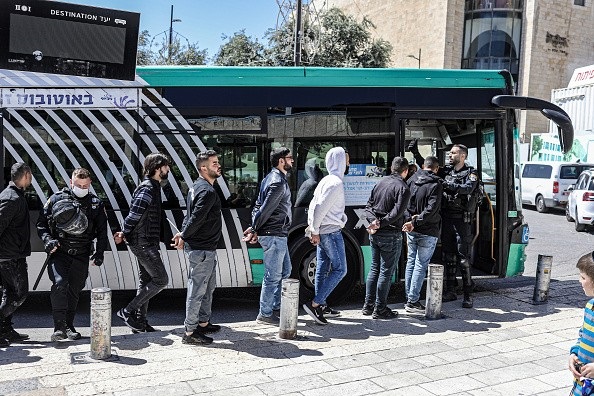 اقتحام الاحتلال للمسجد الأقصى: 152 مصاباً ونحو 400 معتقل