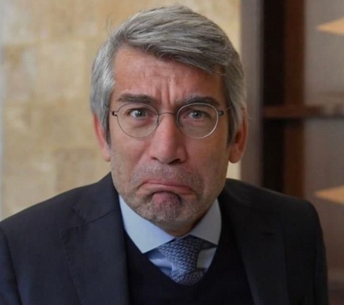 الوزير الـ”تريند”.. يغني ويرقص مجدداً!