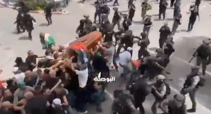 الخارجية الفلسطينية: الاعتداء على نعش أبو عاقلة “إرهاب دولة منظم”