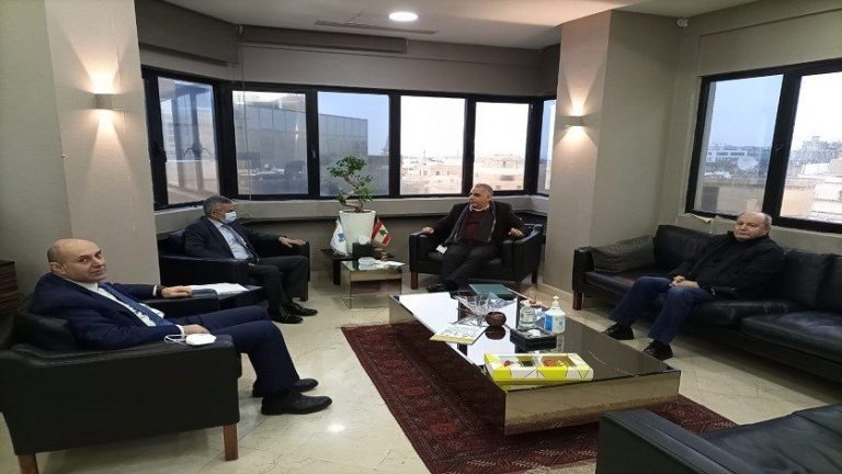 وزير المال وكركي