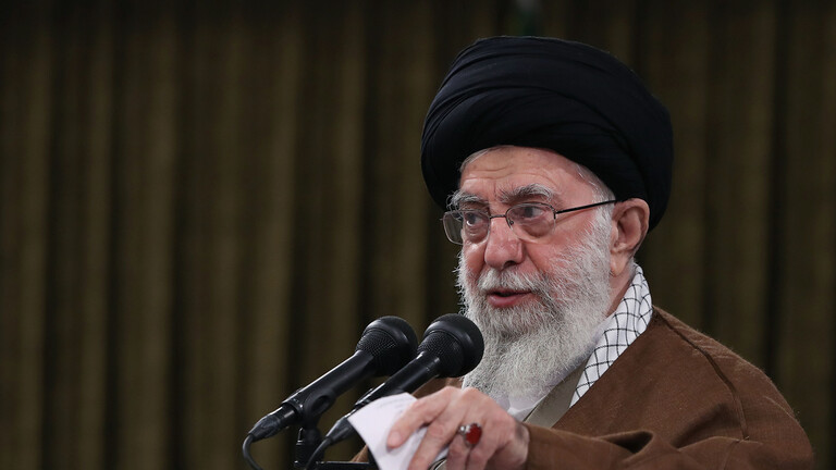 خامنئي للبابا: نتوقع أن تتخذوا مواقف صريحة تجاه الشعبين الفلسطيني واليمني