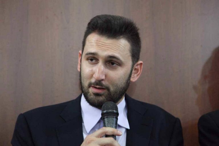 هل يكرّر تيمور معادلة جده في انتخابات 1970؟