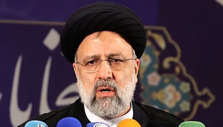 الرئيس الإيراني: الثأر لصياد خدائي.. أمر حتمي