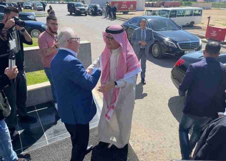 السعودية تضغط لرفع عدد المقترعين السّنة في لبنان