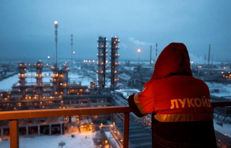 حزمة سادسة من العقوبات ضد روسيا ستشمل واردات النفط