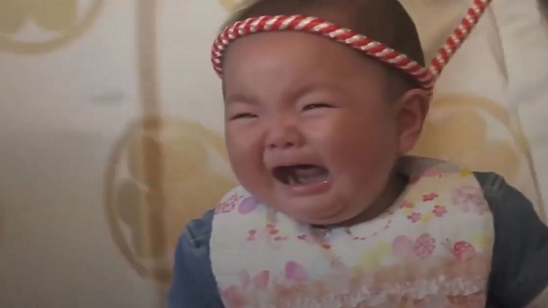 بالفيديو: مسابقة لبكاء الرُضع في اليابان