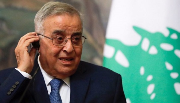 بوحبيب: نساعد المغتربين لتجديد جوازات السفر ليوم الانتخاب فقط