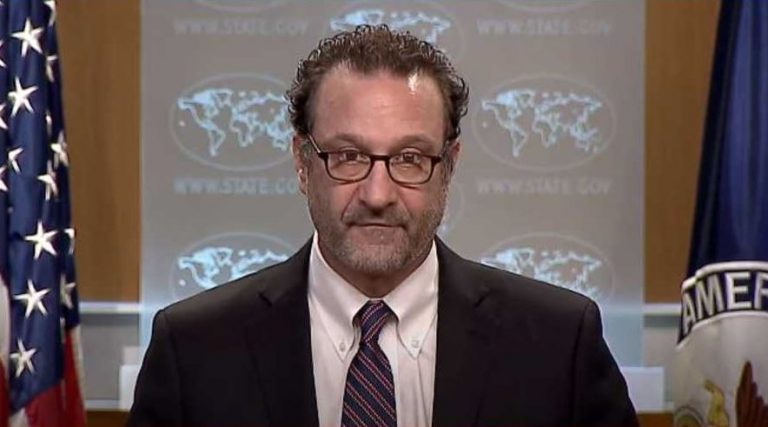 شينكر: باسيل حرّ في الطعن بالعقوبات الموجّهة ضده