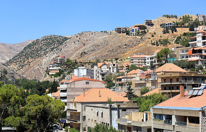 بالفيديو: اشكال بين “الحزب” و”القوات” في زحلة