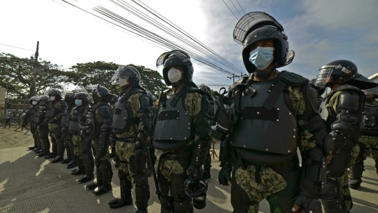 أعمال شغب عنيفة في مركز احتجاز بفنزويلا