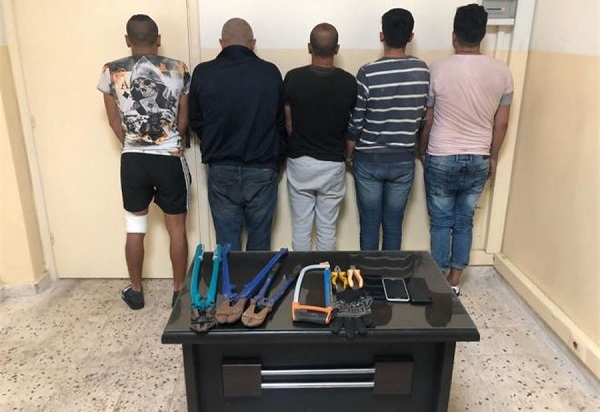 بالجرم المشهود.. عصابة سرقة في قبضة “الأمن”