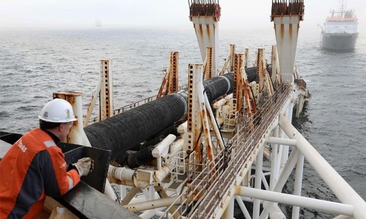 بولندا تفسخ اتفاقية غاز موقعة مع روسيا عام 1993