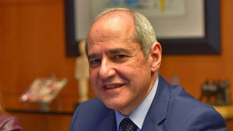 خلف: لم أطرح نفسي لأي موقع ولا أسعى لأي منصب