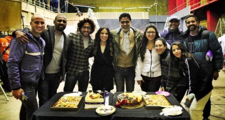 بعد رفضه لمدة 11 عاماً.. انتهاء تصوير فيلم “القاهرة مكة”