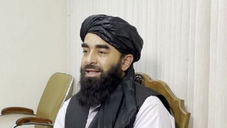 “طالبان” تعلن الإفراج عن بريطانيين محتجزين