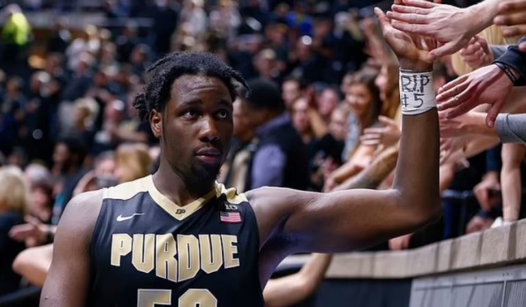 وفاة لاعب سلة أميركي عن 25 عاماً