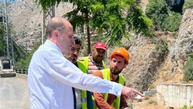 انتهاء أعمال إصلاح خط الضخ 22 الذي يغذي أحياء من زحلة