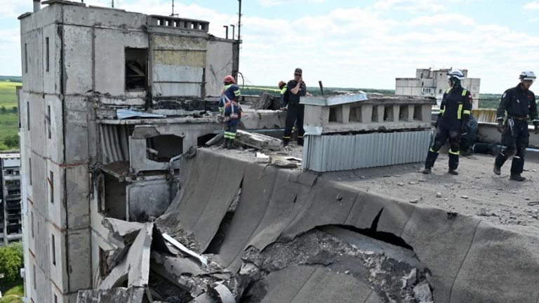 صواريخ تضرب خاركيف صباح اليوم