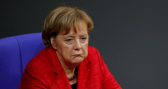 ميركل: لا جدوى من وساطتي لحل الأزمة في أوكرانيا