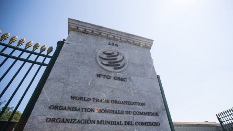 الخارجية الروسية: من المستحيل استبعاد روسيا من التجارة العالمية