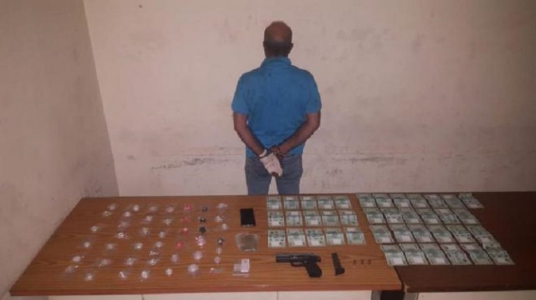 توقيف مروّج مخدّرات خطير بكمين محكم لـ “المعلومات”