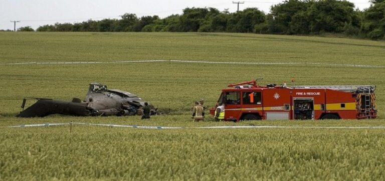 مقتل شخصين بحادث تحطم طائرة مروحية شمالي بريطانيا
