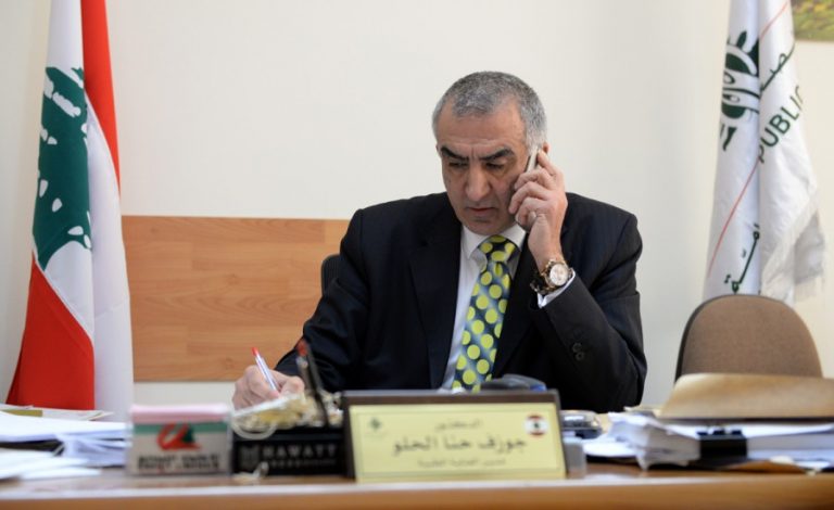 العناية الطبية في وزارة الصحة: وصول مستلزمات لغسيل الكلى