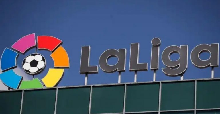 الدوري الإسباني: موعد “الكلاسيكو” و”الديربي”